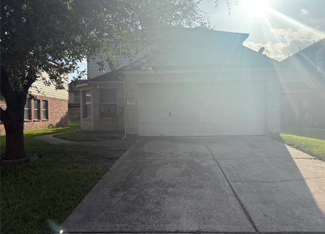 Property at 1111 Fairlane Sq, Channelview, TX 77530, 4 beds, 2.5 baths