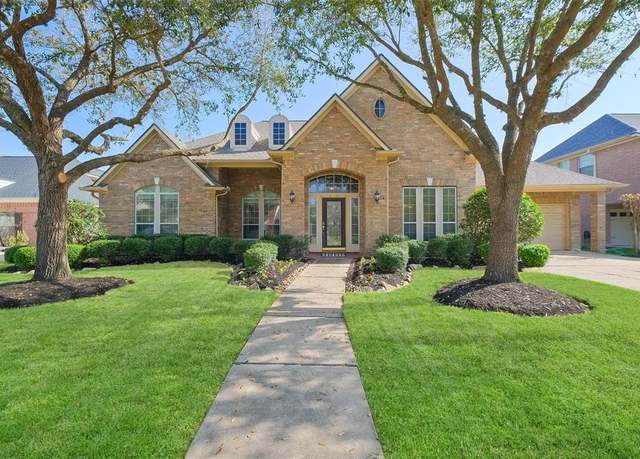 Property at 7915 Chianti Ct, Sugar Land, TX 77479, 4 beds, 2.5 baths