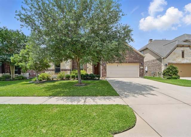 Property at 2106 Wild Peregrine Cir, Katy, TX 77494, 3 beds, 2.5 baths