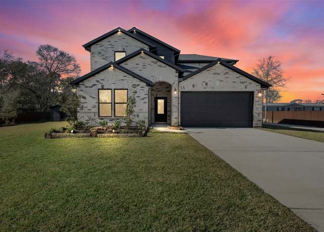 Property at 5704 Wickwillow Ln, Alvin, TX 77511, 4 beds, 3 baths