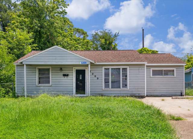 Property at 3209 Mccrarey Dr, Houston, TX 77088, 4 beds, 1.5 baths