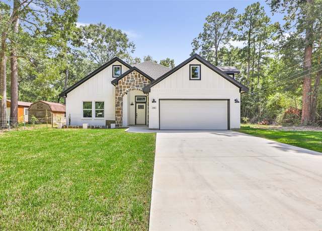 Property at 146 Linden Ln, Liberty, TX 77575, 4 beds, 3 baths