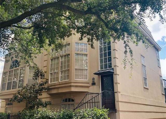 Property at 2307 Mcduffie St Unit B, Houston, TX 77019, 2 beds, 2.5 baths