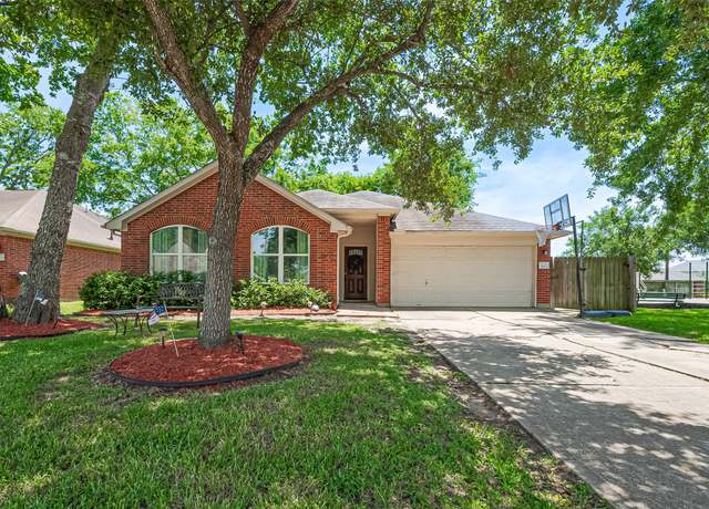 Property at 3207 Pheasant Trail Dr, Sugar Land, TX 77498, 4 beds, 2 baths