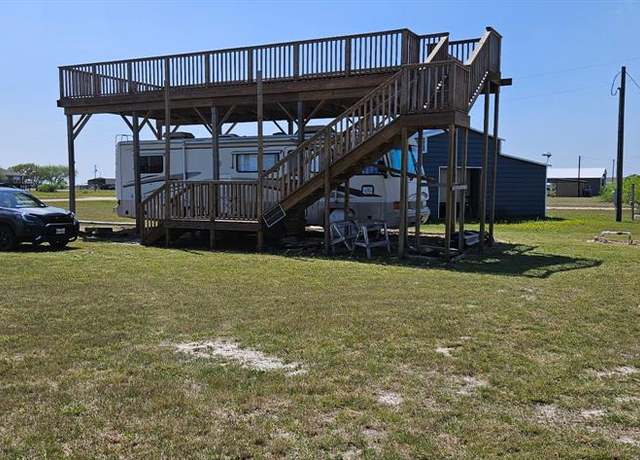 Property at 143 Seahorse Dr, Palacios, TX 77465