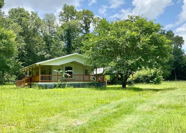 Property at 1510 Hughes Rd, Lufkin, TX 75901, 2 beds, 2 baths