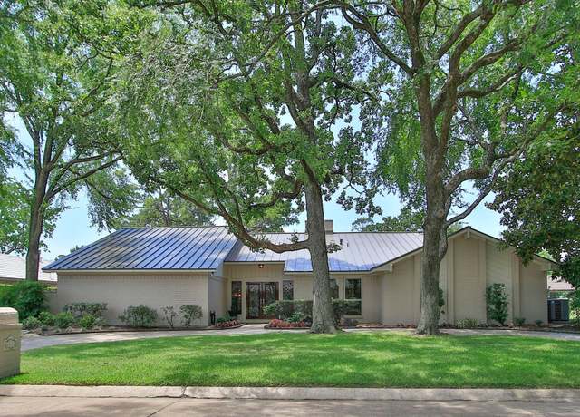 Property at 6002 Coral Ridge Rd, Houston, TX 77069, 3 beds, 3 baths