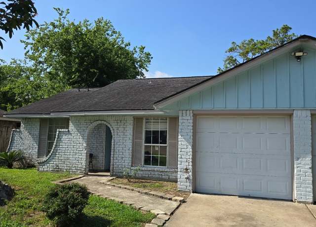 Property at 7719 Garsee Dr, Houston, TX 77040, 5 beds, 2 baths