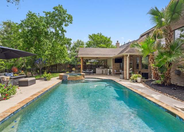 Property at 15730 Hunters Lake Way, Houston, TX 77044, 4 beds, 3.5 baths