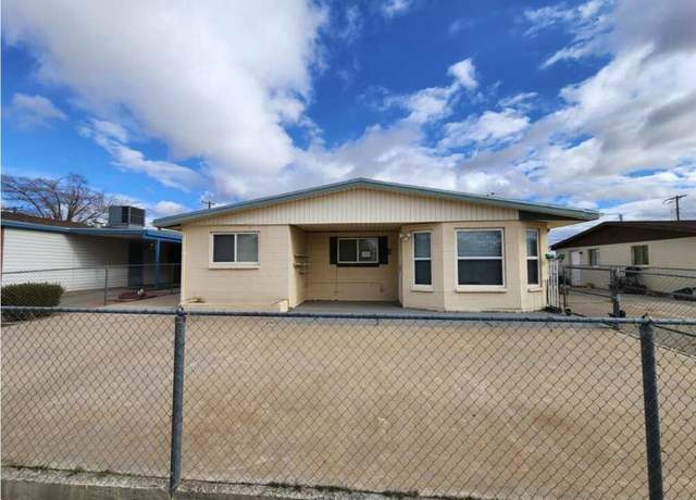 Property at 10212 Fertell Dr, El Paso, TX 79924, 3 beds, 2 baths