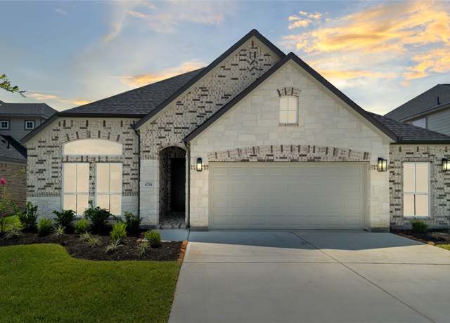 Property at 4714 Breezewood Dr, Rosenberg, TX 77471, 4 beds, 3 baths