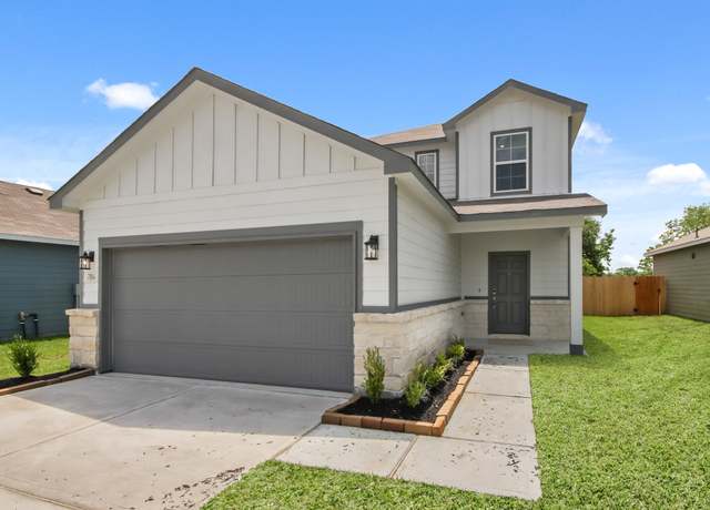 Property at 784 Westpointe Dr, Dayton, TX 77535, 4 beds, 2.5 baths