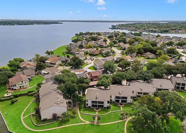 Property at 101 Lakeview Ter Unit 101F, Conroe, TX 77356, 1 bed, 1.5 baths