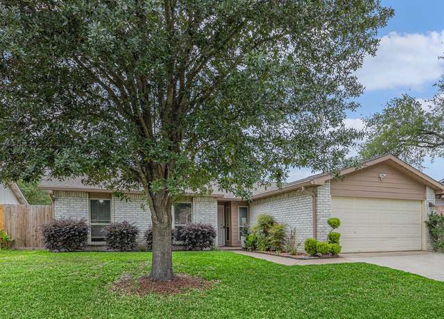 Property at 5427 Cairnleigh Dr, Houston, TX 77084, 3 beds, 2 baths