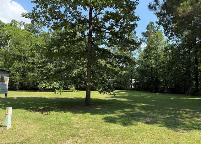 Property at 230 Hideout Cir, Livingston, TX 77351