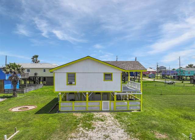 Property at 611 Fort Velasco Dr, Surfside Beach, TX 77541, 3 beds, 2 baths