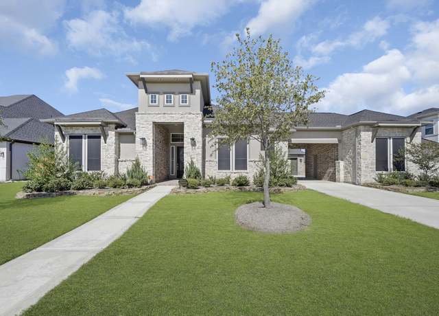 Property at 20210 Rolling Vista Dr, Cypress, TX 77433, 4 beds, 4.5 baths