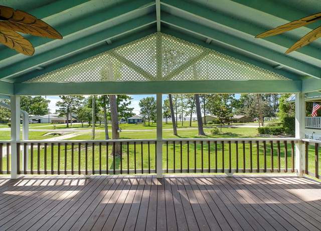 Property at 315 Lakeview Hbr, Onalaska, TX 77360, 3 beds, 2 baths
