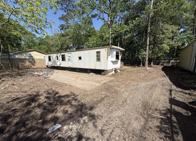 Property at 1309 Magnolia Point Dr, Houston, TX 77336, 2 beds, 1 bath