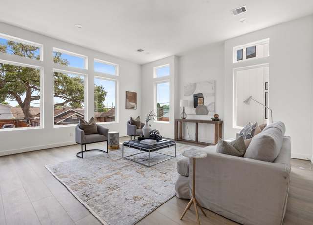 Property at 3826 Wilmer St, Houston, TX 77003, 3 beds, 3.5 baths