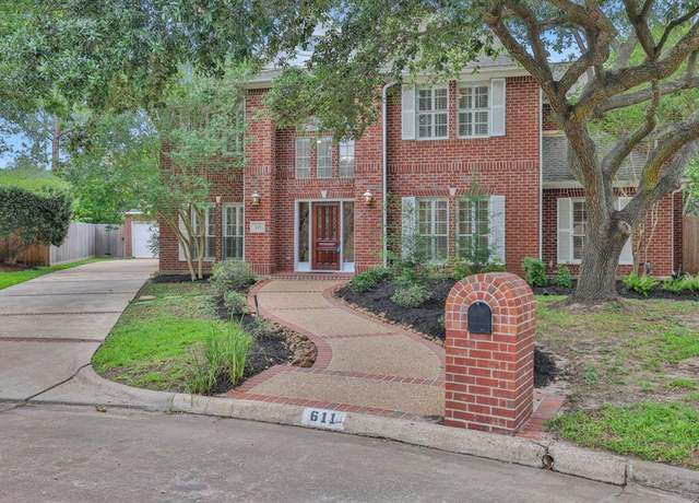Property at 611 Timber Cir, Houston, TX 77079, 4 beds, 3.5 baths
