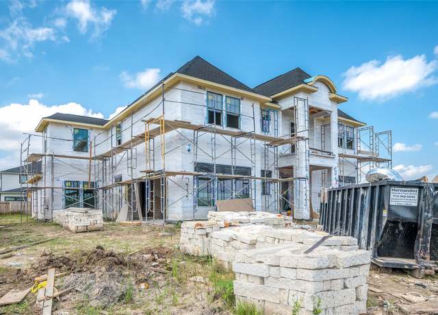 Property at 7934 Ludington, Houston, TX 77071, 7 beds, 5.5 baths