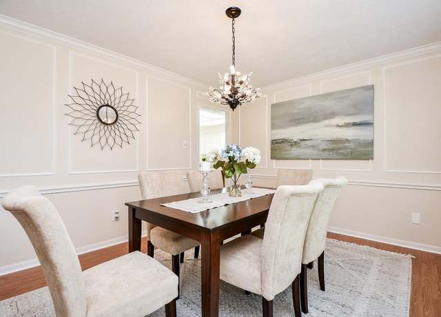 Property at 4415 Knightsbridge Blvd, Sugar Land, TX 77479, 4 beds, 2.5 baths