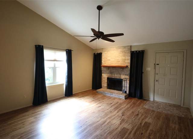 Property at 6416 Dawnridge Dr, Houston, TX 77035, 2 beds, 2 baths