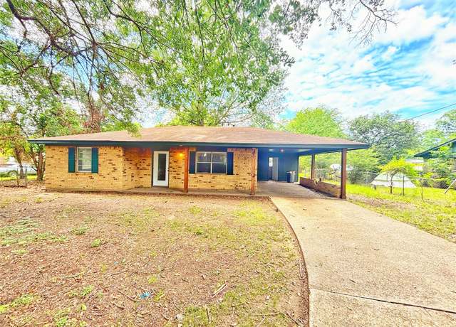 Property at 109 Amanda Ave, Crockett, TX 75835, 3 beds, 1 bath