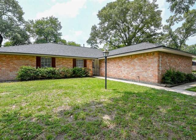 Property at 25635 Glen Loch Dr, Spring, TX 77380, 4 beds, 2 baths
