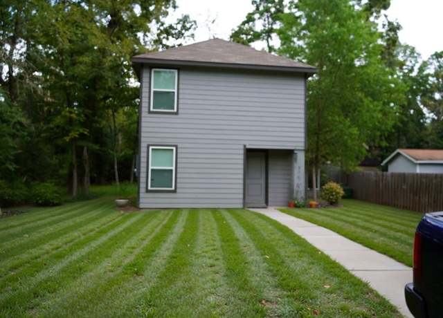 Property at 28612 Rantoul Ct, Huntsville, TX 77320, 2 beds, 1.5 baths