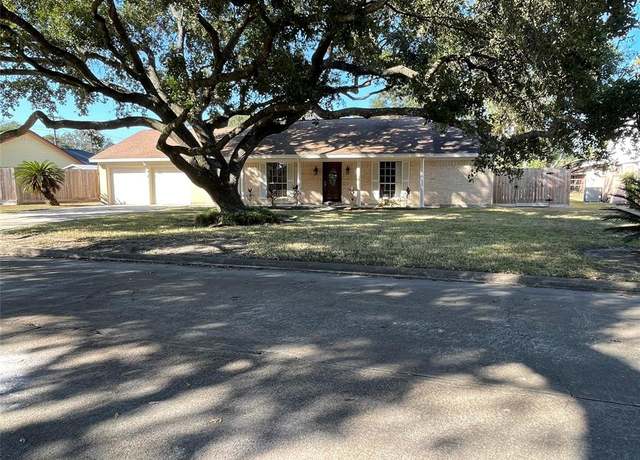 Property at 805 Michael St, Alvin, TX 77511, 4 beds, 2 baths
