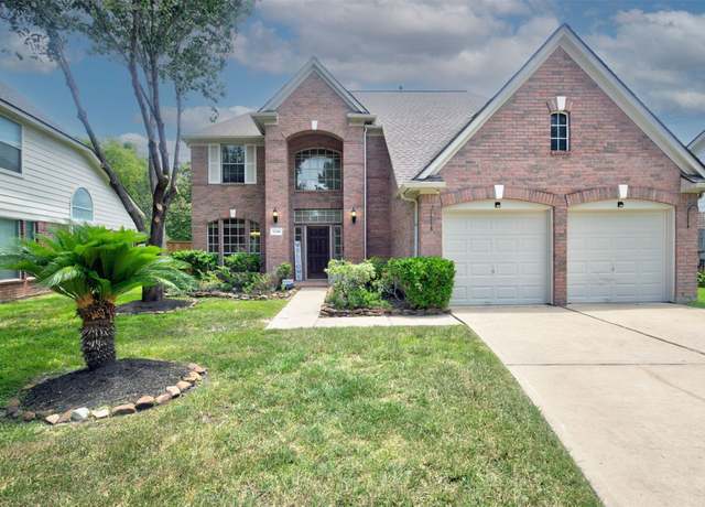 Property at 12306 Millvan Dr, Houston, TX 77070, 3 beds, 2.5 baths