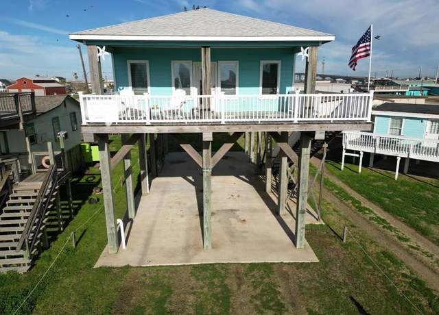 Property at 112 Surf Dr, Surfside Beach, TX 77541, 3 beds, 2 baths