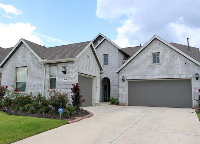 Property at 5608 Forest Cove Dr, Rosenberg, TX 77469, 5 beds, 4.5 baths