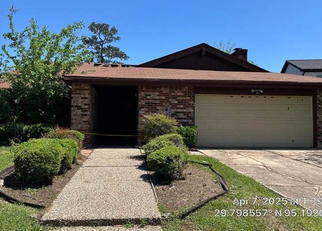 Property at 13122 Stillington Dr, Houston, TX 77015, 3 beds, 2 baths