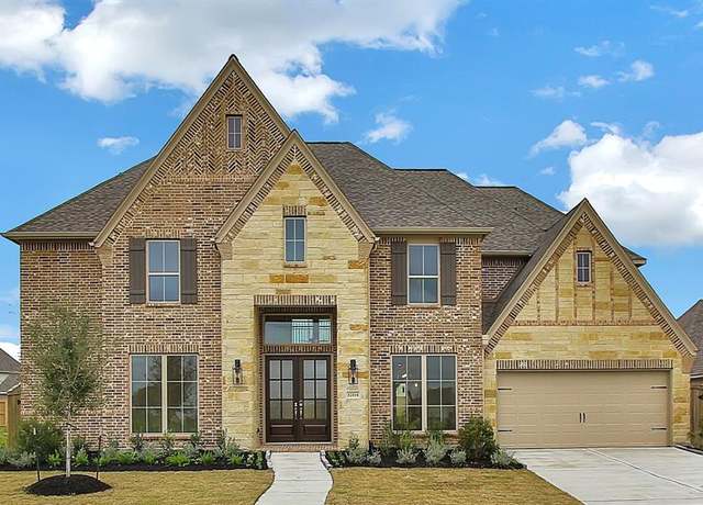 Property at 12114 Grassy Bend Dr, Mont Belvieu, TX 77523, 5 beds, 4.5 baths