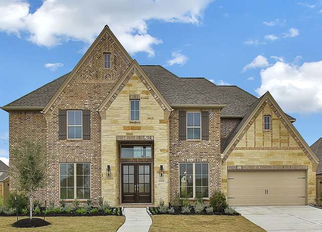 Property at 12114 Grassy Bend Dr, Mont Belvieu, TX 77523, 5 beds, 4.5 baths