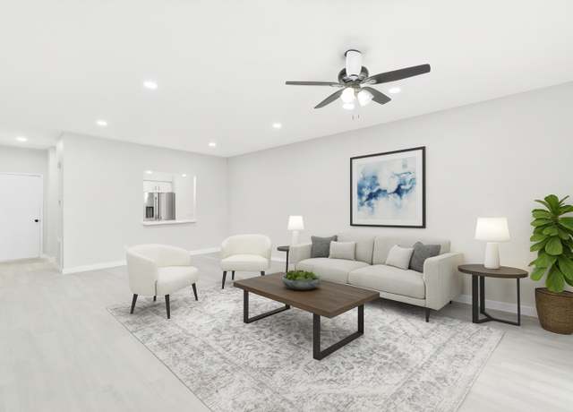 Property at 550 Wilcrest Dr #550, Houston, TX 77042, 2 beds, 2.5 baths
