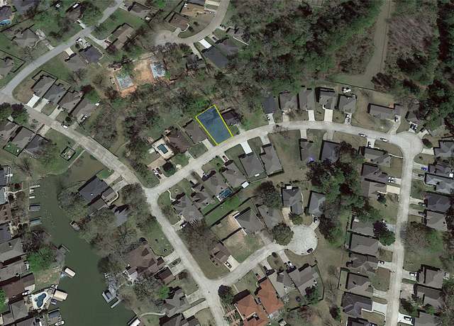 Property at 4832 Moonlight Dr, Willis, TX 77318