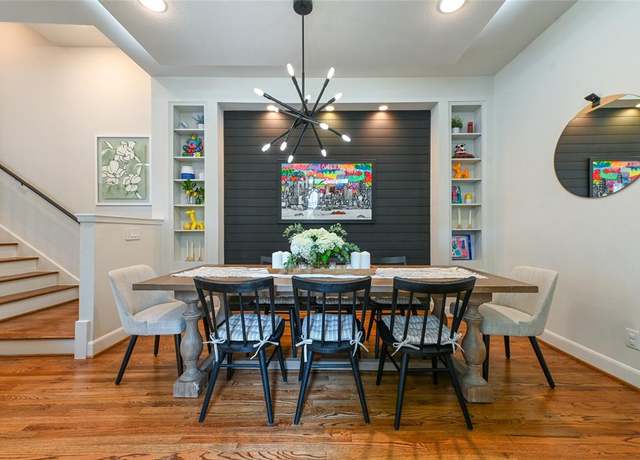 Property at 801 Birdsall St, Houston, TX 77007, 4 beds, 3.5 baths