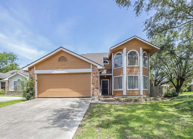Property at 12710 Skyknoll Ln, Houston, TX 77082, 3 beds, 2 baths