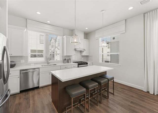 Property at 2710 Grand Fountains Dr Unit G, Houston, TX 77054, 3 beds, 3.5 baths