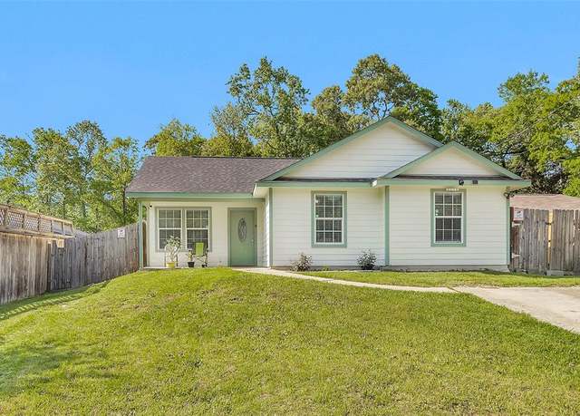 Property at 10811 Royal Forest Dr, Conroe, TX 77303, 3 beds, 2 baths