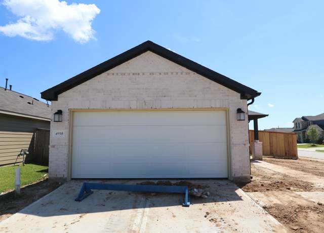 Property at 4958 Perennial Ln, La Marque, TX 77563, 3 beds, 2 baths