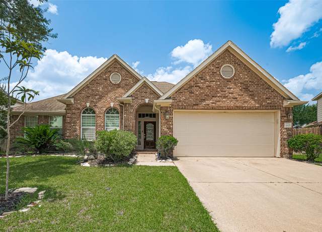 Property at 4627 Adobe Pines Ln, Houston, TX 77084, 4 beds, 2 baths