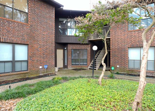 Property at 3100 Walnut Bend Ln #203, Houston, TX 77042, 2 beds, 2 baths