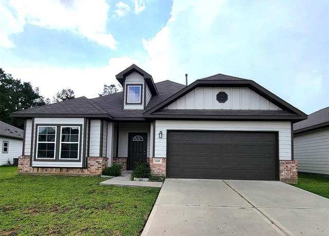 Property at 2320 Cedar Place Dr, Conroe, TX 77306, 3 beds, 2 baths