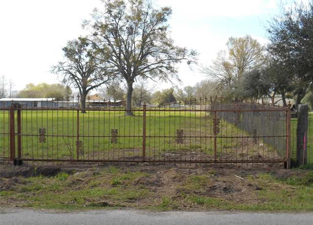 Property at 1785 Greenfield Rd, Hempstead, TX 77445