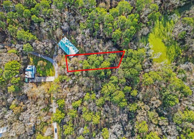 Property at 28 Hickory Bnd, Riverside, TX 77320